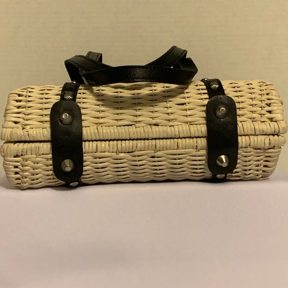 Patricia Nash - Picture 7 of 7